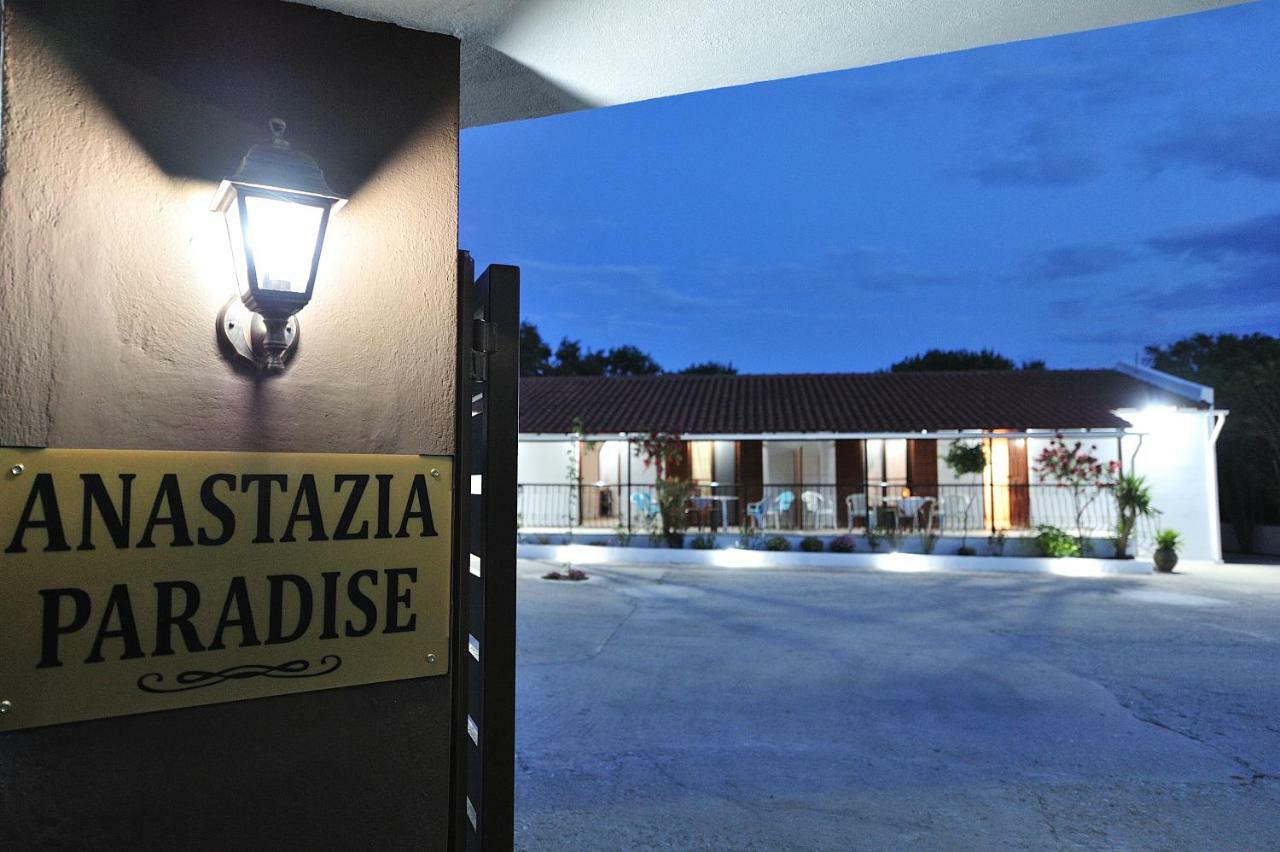 Anastazia Paradise Kolios Extérieur photo