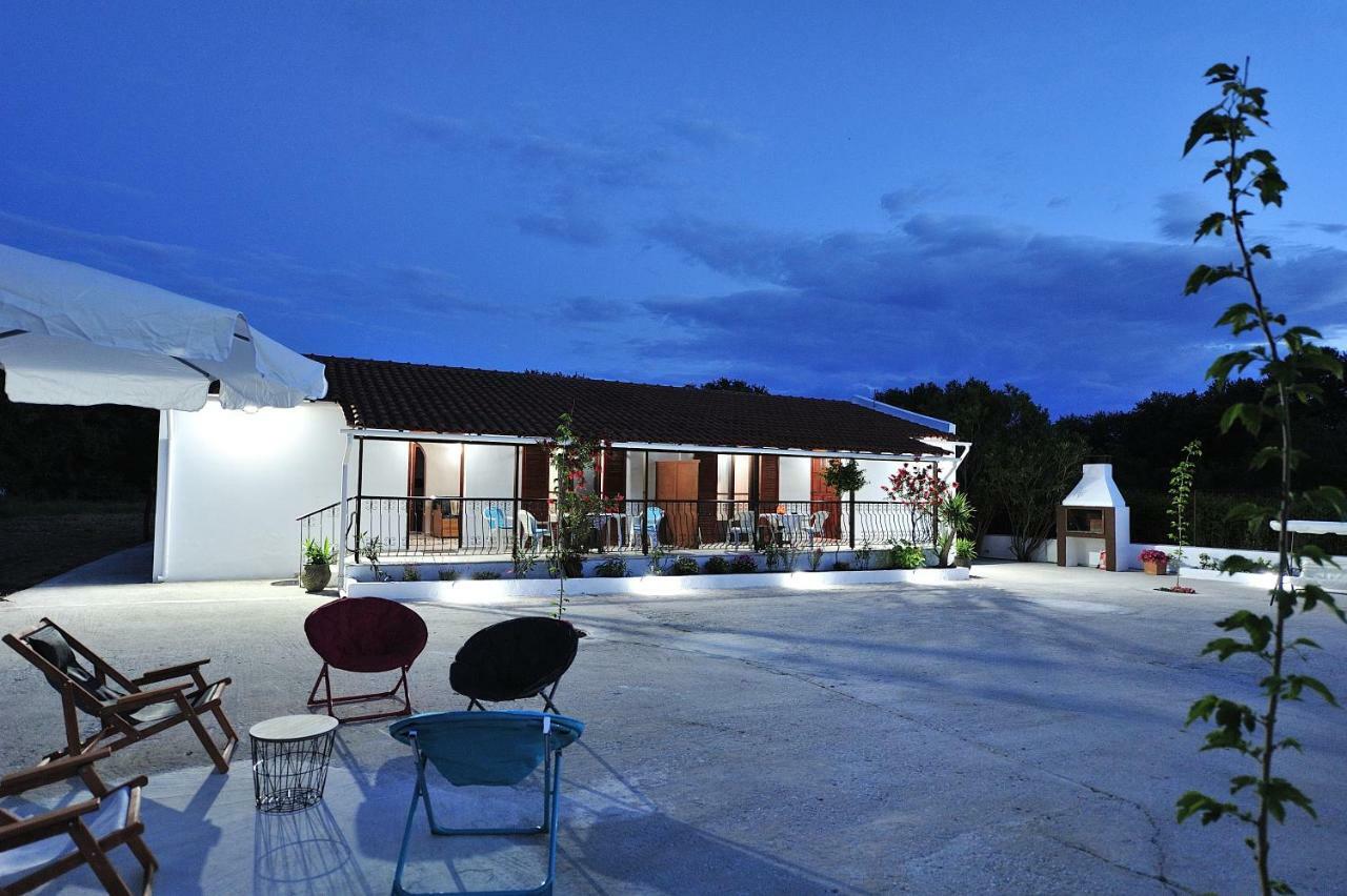 Anastazia Paradise Kolios Extérieur photo